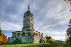 Der Monumentalturm vom Starnberger See