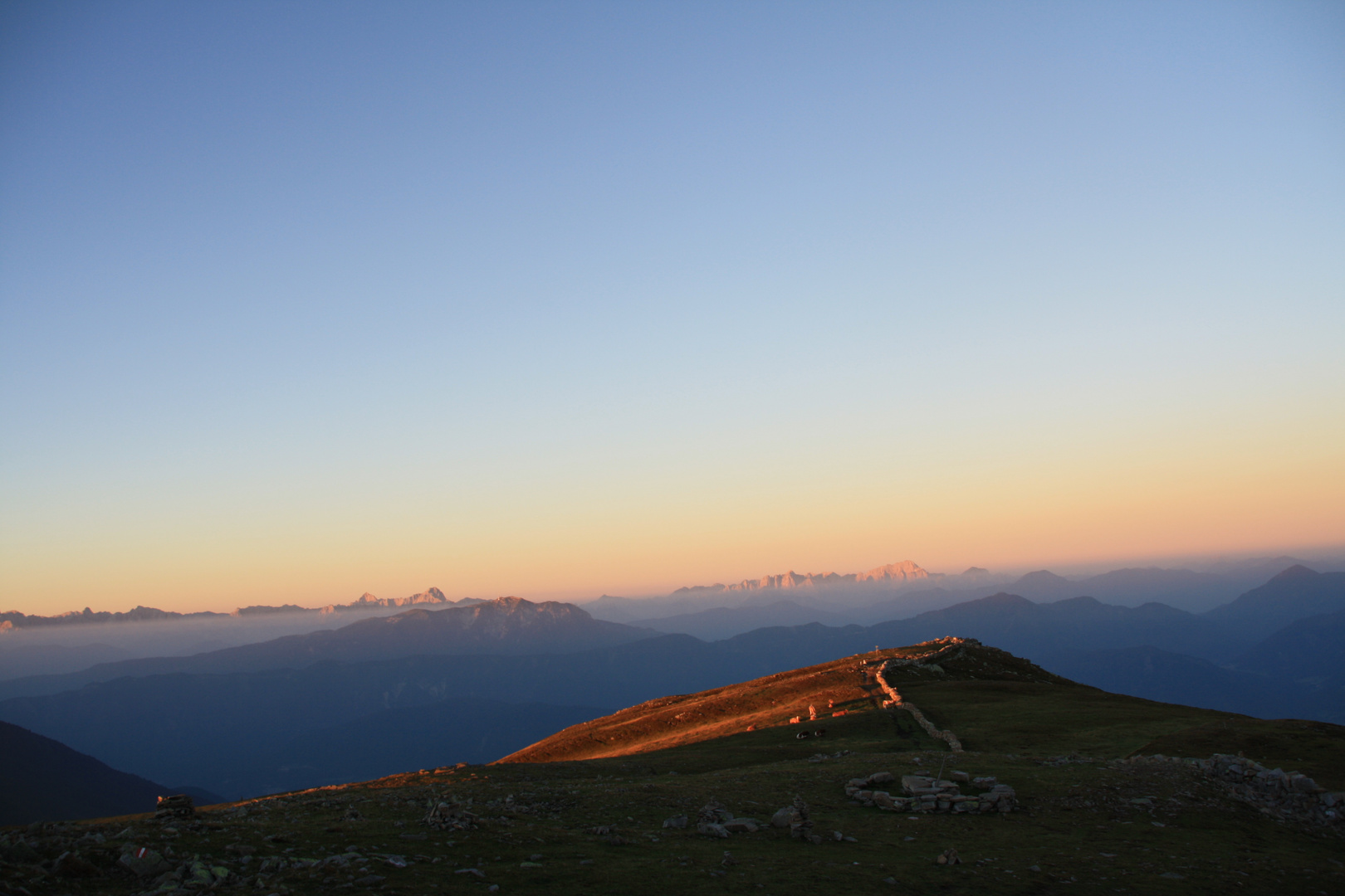 Der Morgen am Mirnockgipfel