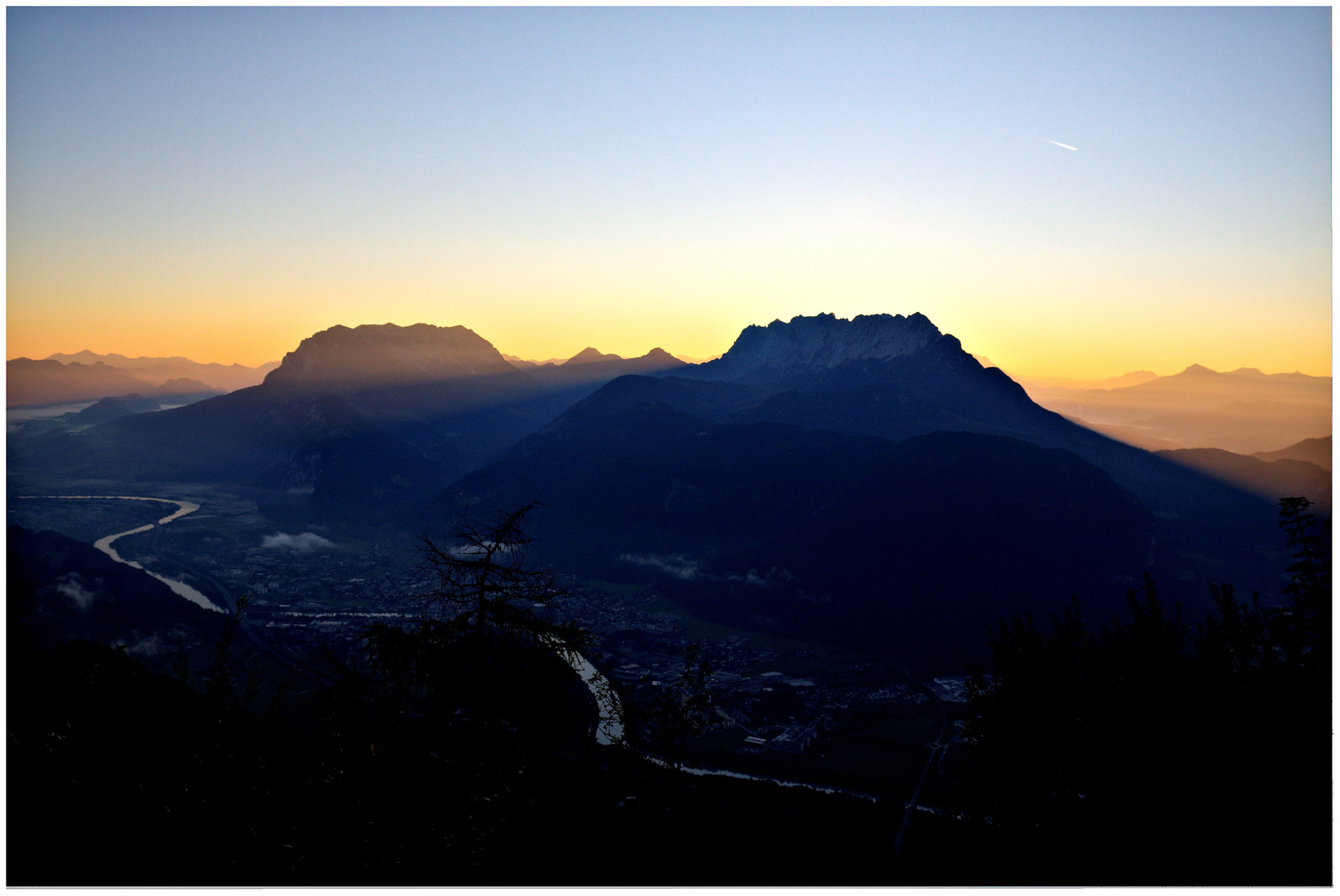 Der Morgen erwacht über Kufstein 