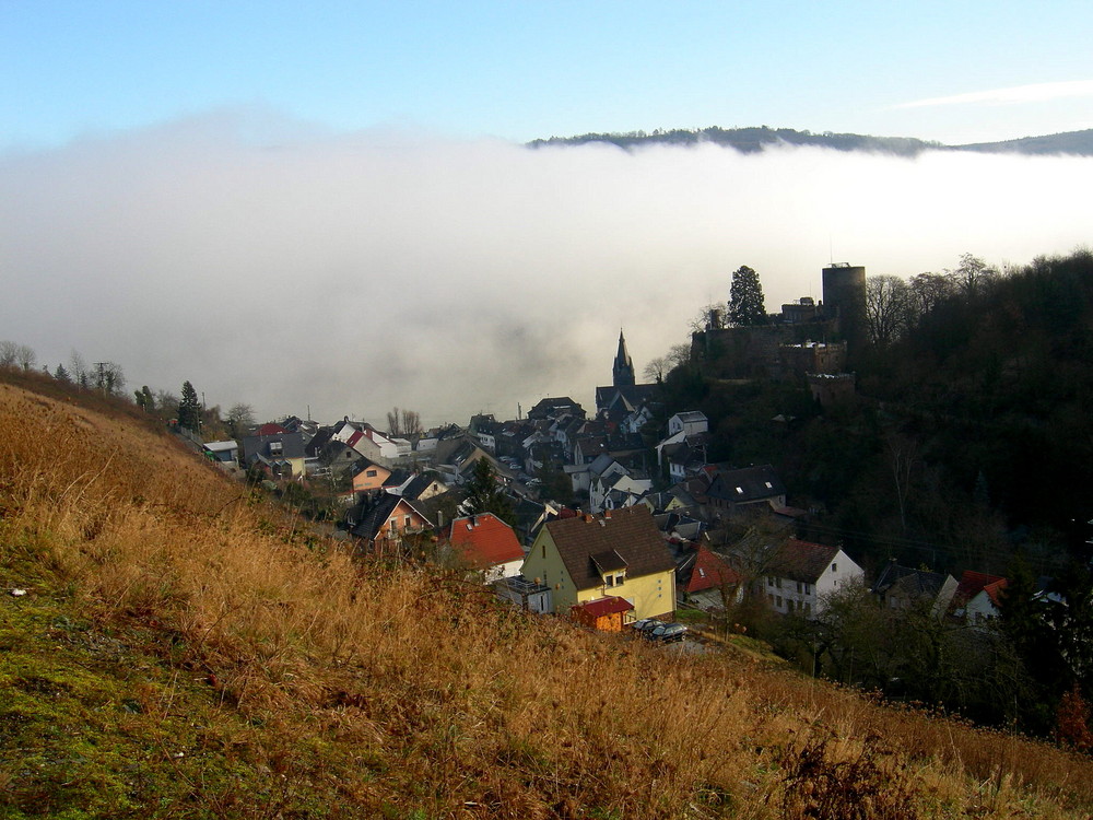 Der Morgen in Niederheimbach-1/2