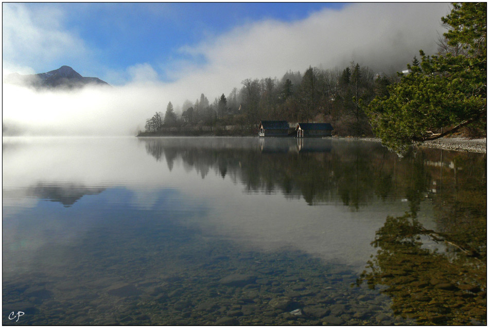 Der Morgennebel am Grundlsee ...