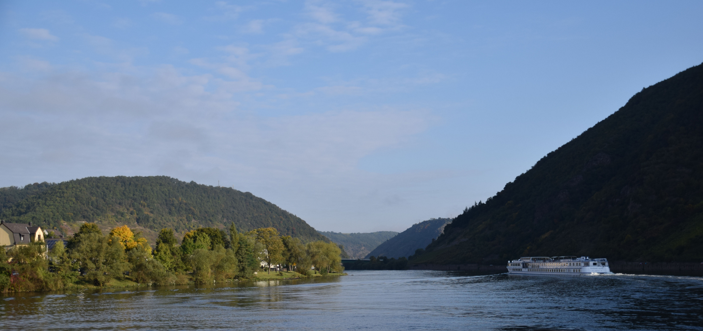 der Mosel entlang