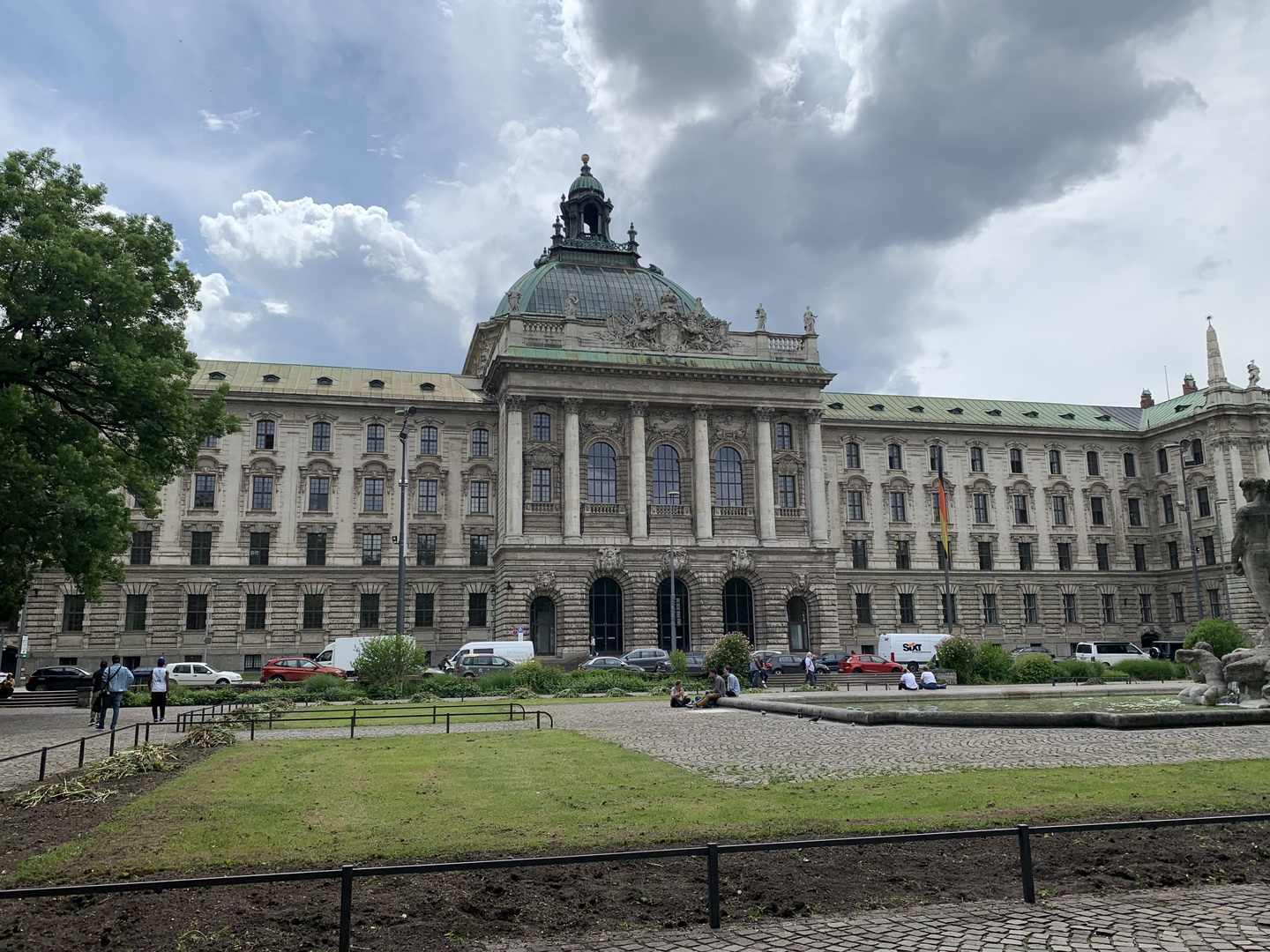 Der Münchner Justizpalast