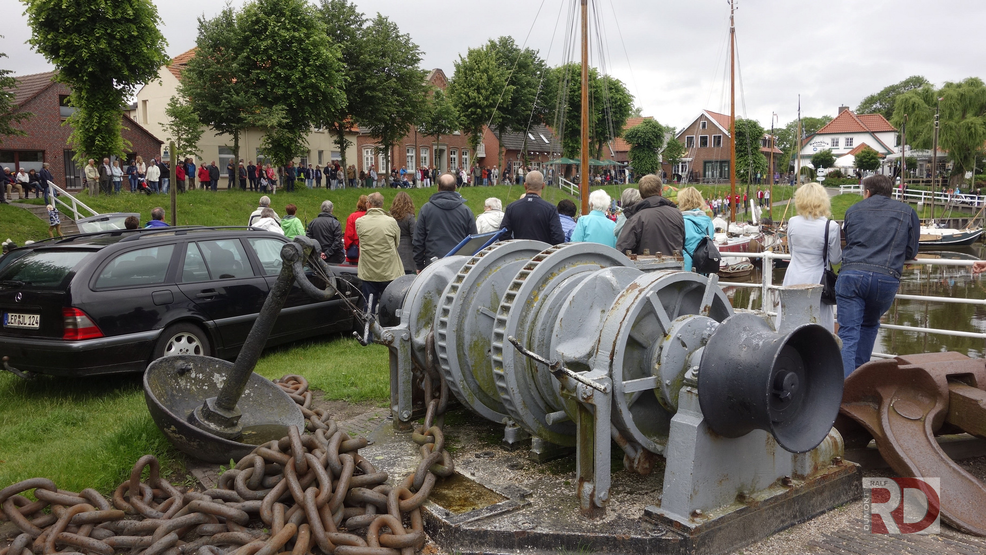 der Museumshafen von Carolinensiel im Ortszentrum