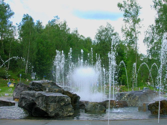 Der Musikbrunnen in Bad Schlema ( Erzgebirge )