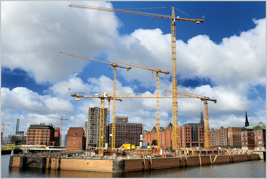 Der nächste Bauabschnitt in der Hafencity hat begonnen.