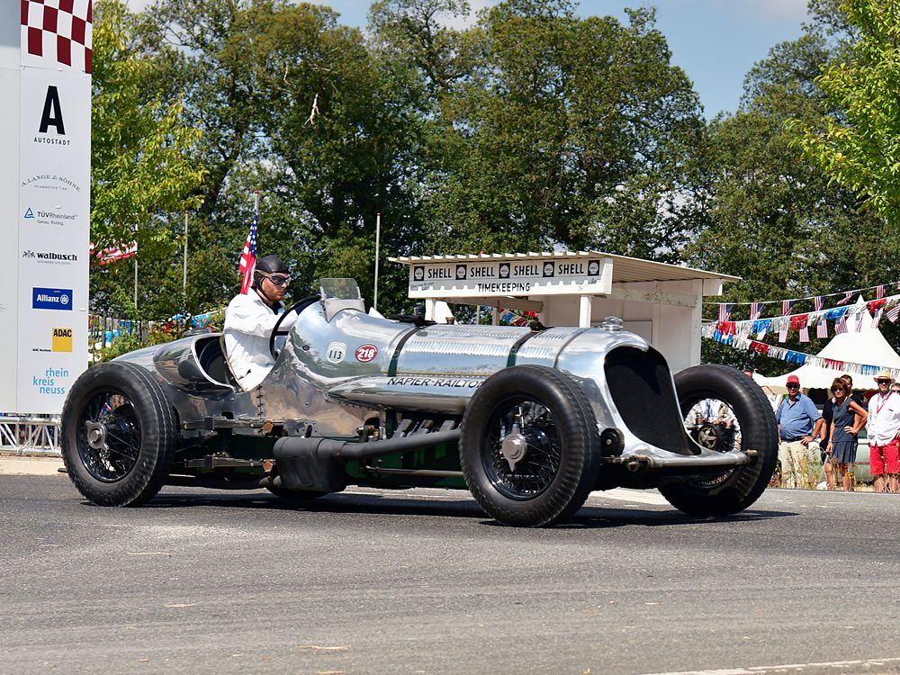 Der Napier Railton des Brooklands Museum (GB).....