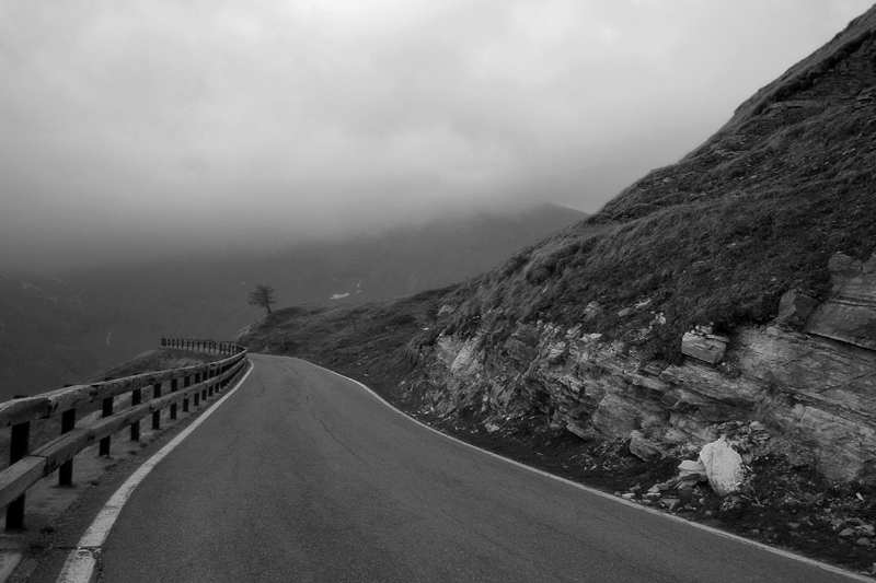 der Nebel & die Straße