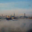Der Nebel gibt Tallinn frei