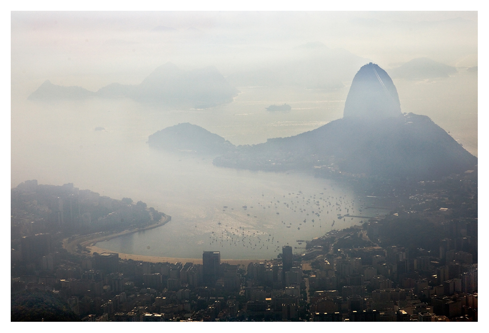 Der Nebel ist der Weichzeichner der Natur - der Zuckerhut von Rio de Janeiro
