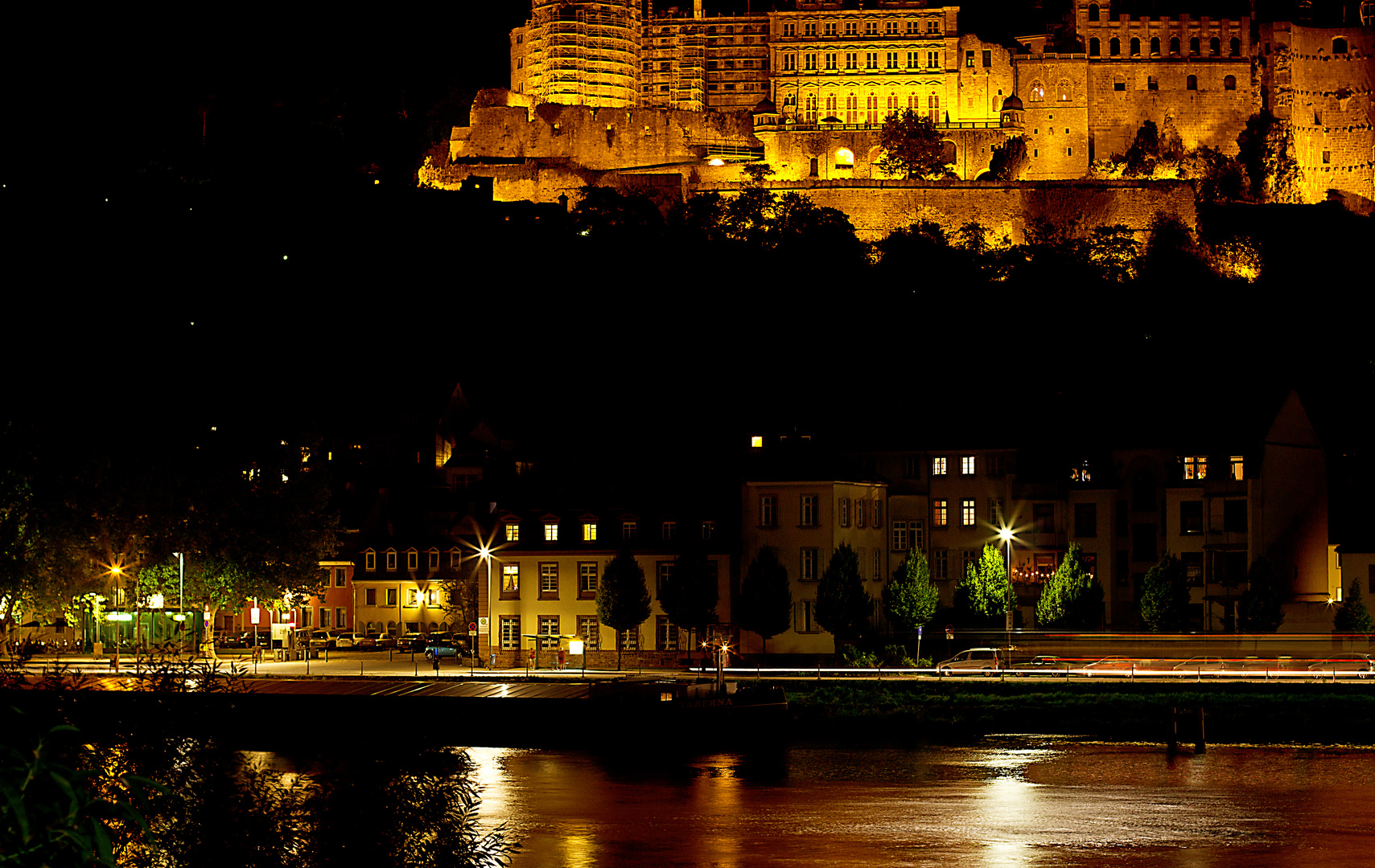 Der Neckar mit dem Heidelberger Schloss