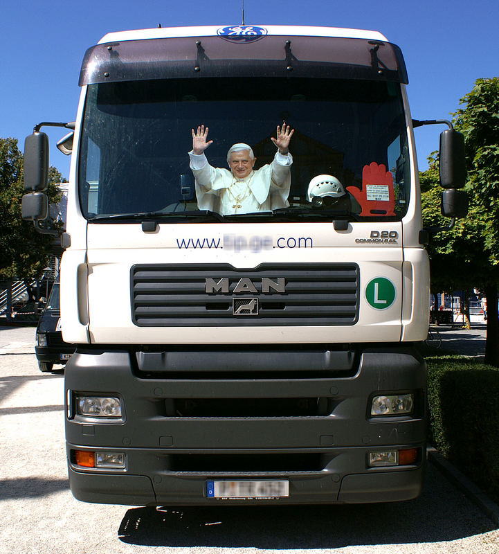 Der neue Dienstwagen von Papst Benedikt XVI