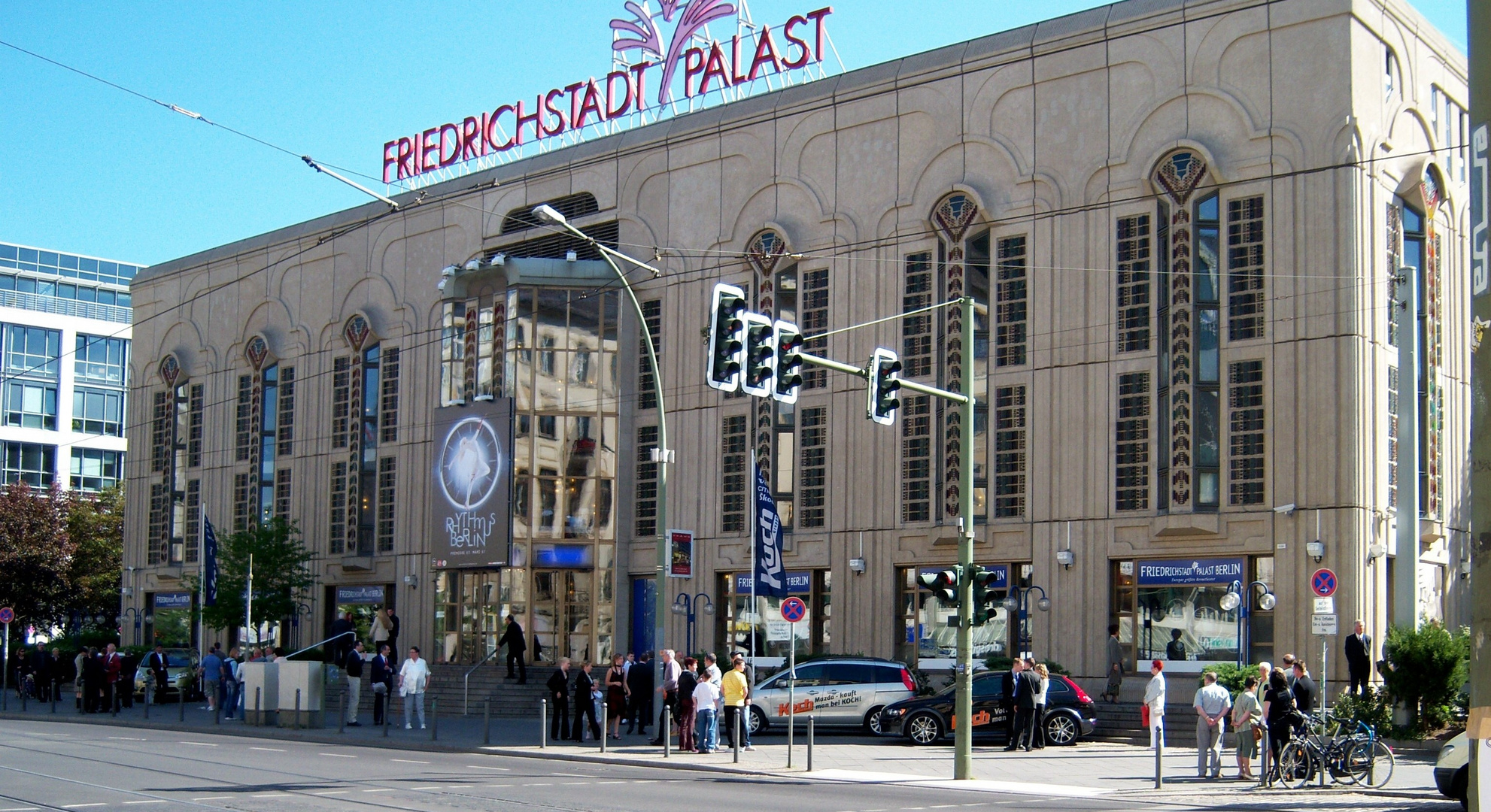 der neue Friedrichstadtpalast