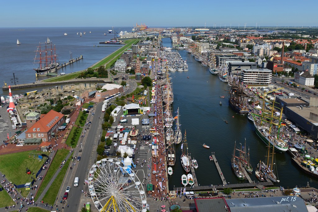 Der "Neue Hafen" vom Sail-City