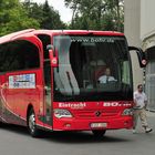 Der neue Mannschaftsbus der Frankfurter Eintracht...