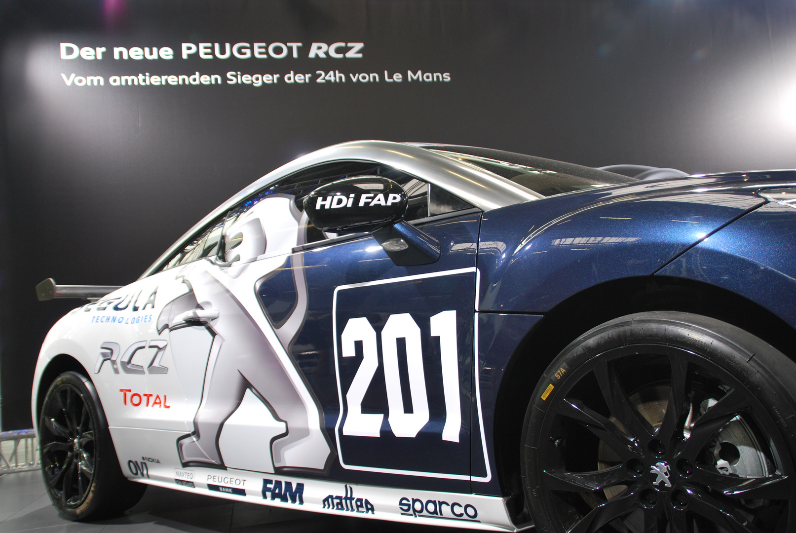 Der neue Peugeot RCZ beim 24h Rennen 2010