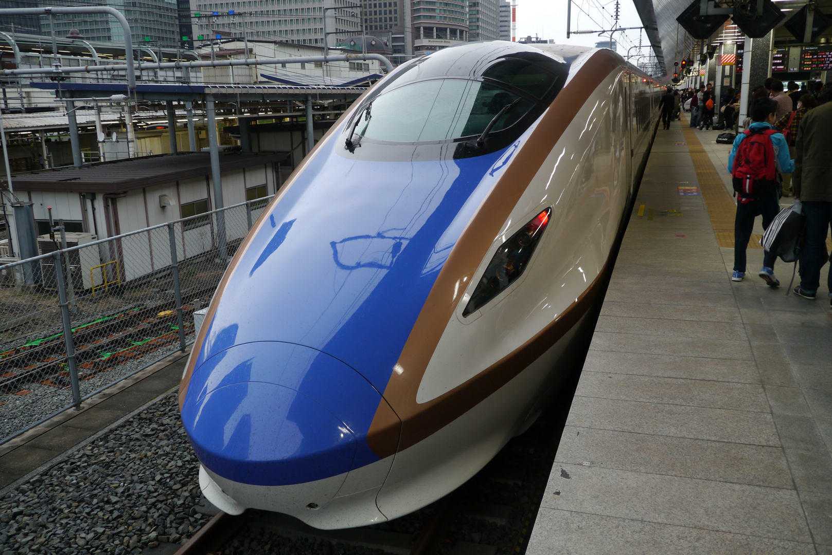 Der neueste Shinkansen, E7