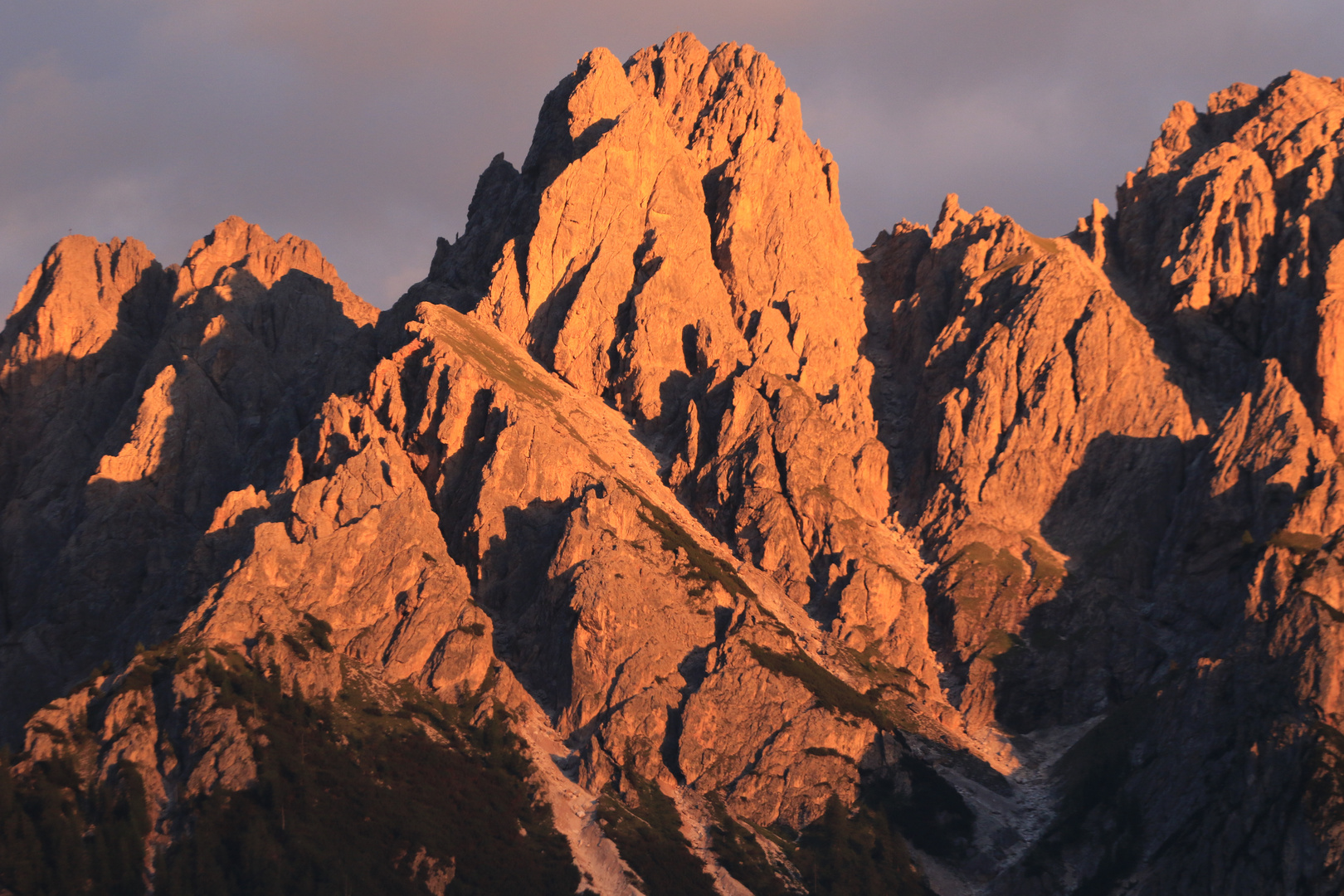 Der Neunerkofel im Glanz der Abendsonne