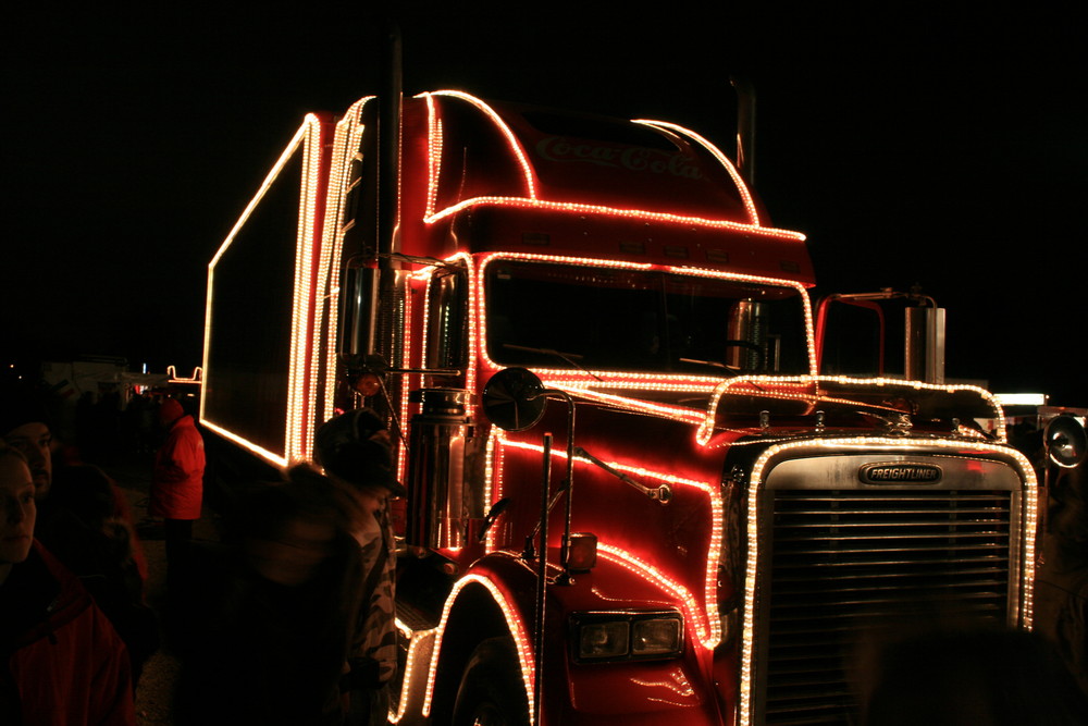 Der Nikolaus kommt im Truck