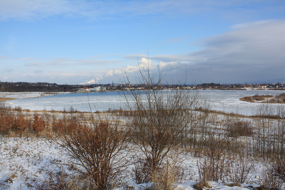 Der Olbersdorfer See mitten im Winter