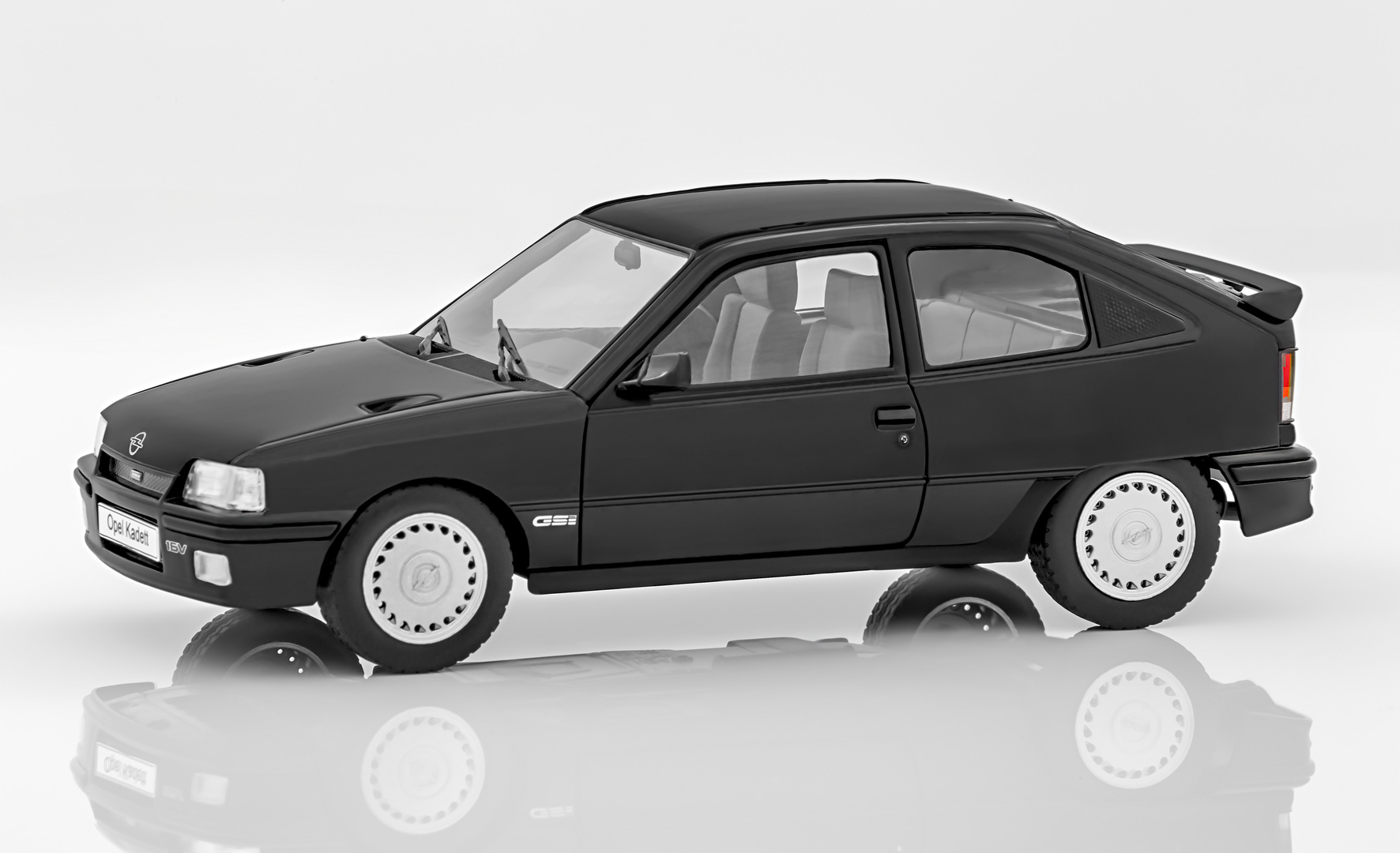 Der Oldtimer, Opel Kadett E GSI 16 V 1988