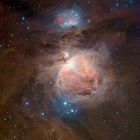 Der Orionnebel mit viel Staub und Gas