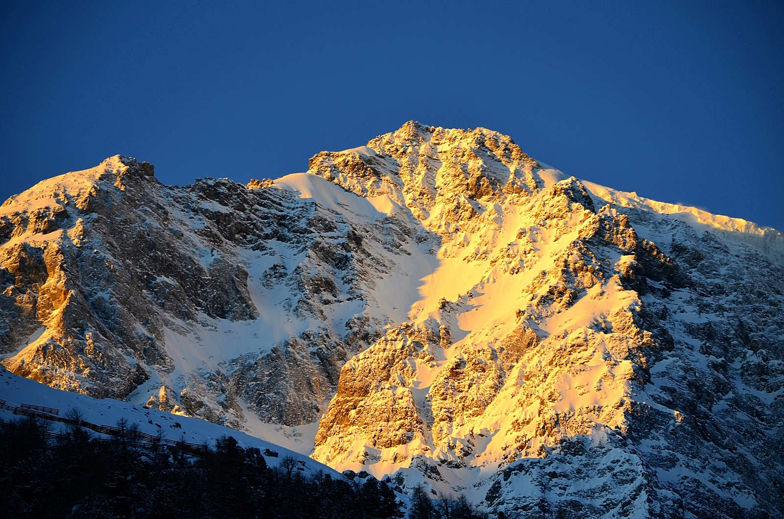 Der Ortler im Sonnenaufgang