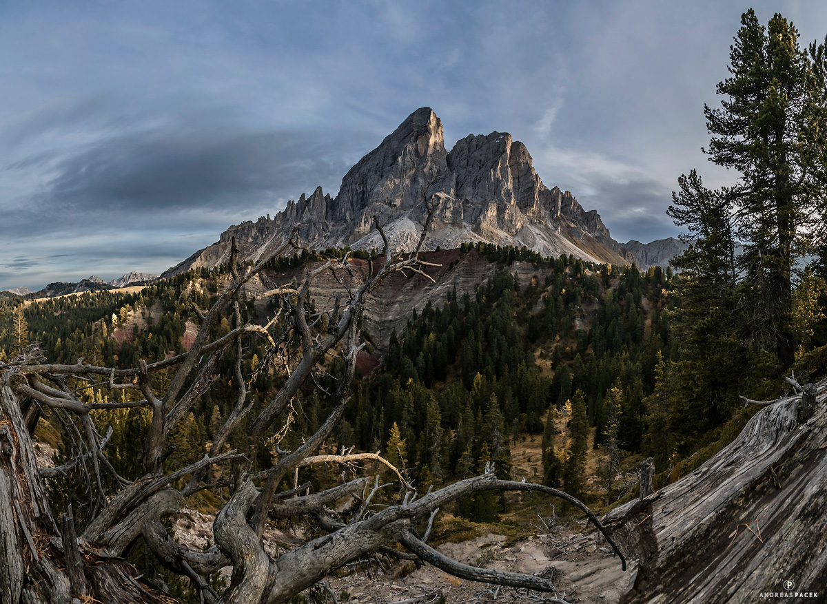 Der Peitlerkofel in den Dolomiten