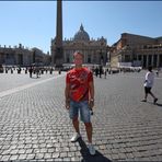 Der Petersplatz von unten