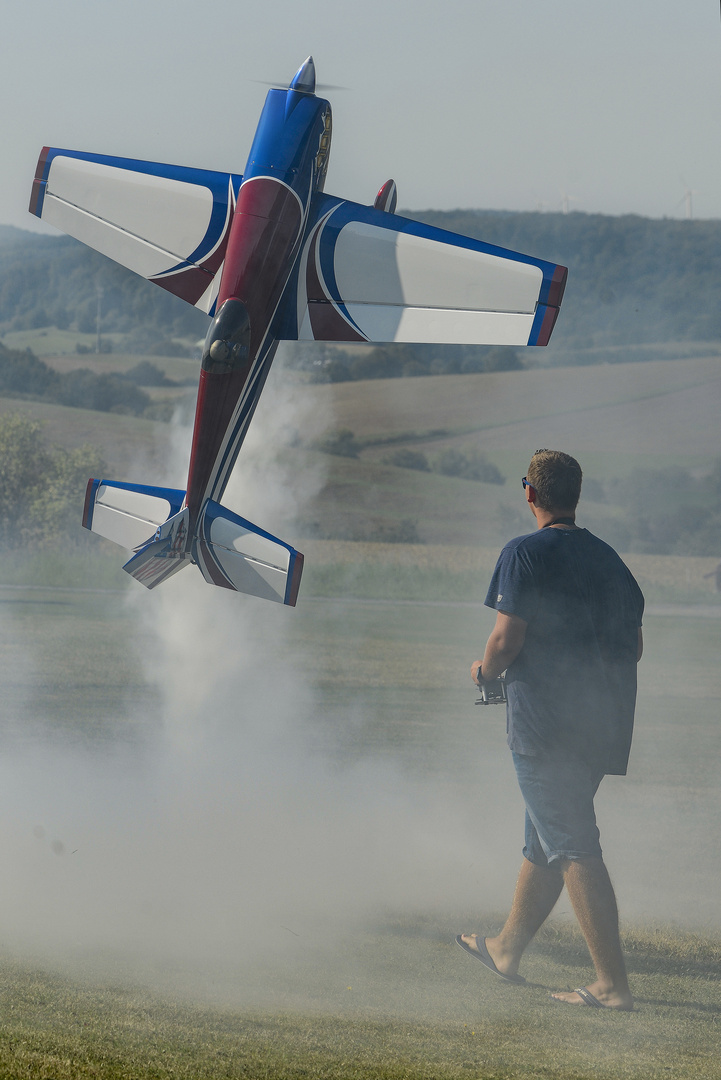 Der Pilot und seine Maschine !