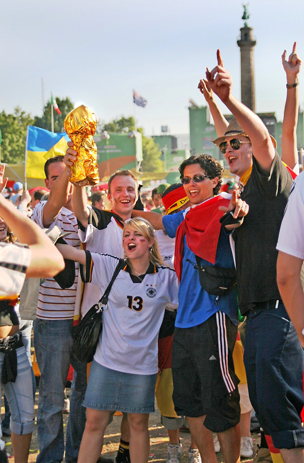 der Pokal ist unser