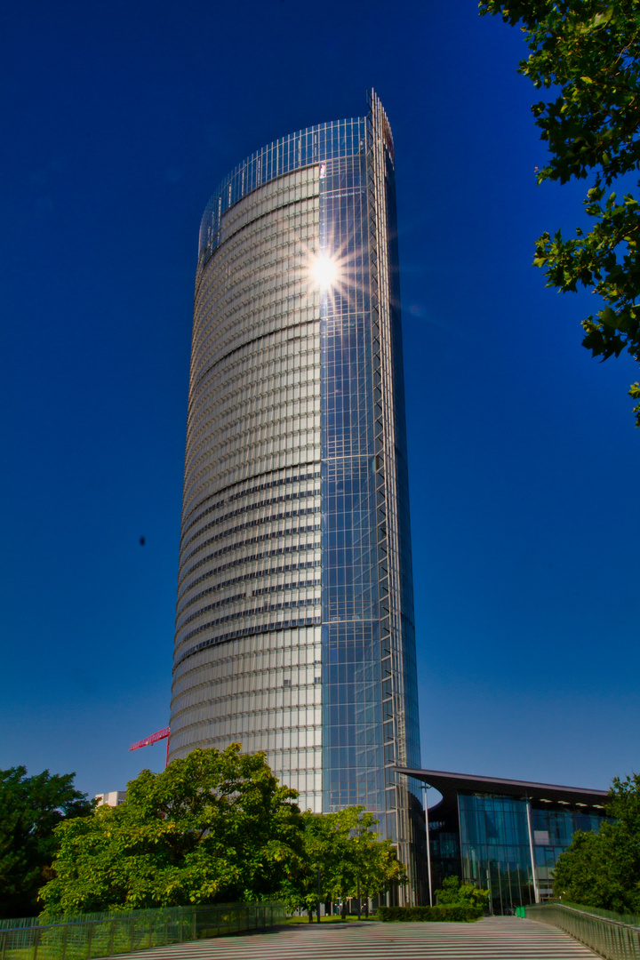 Der Post Tower