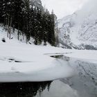 Der Pragser Wildsee taut auf