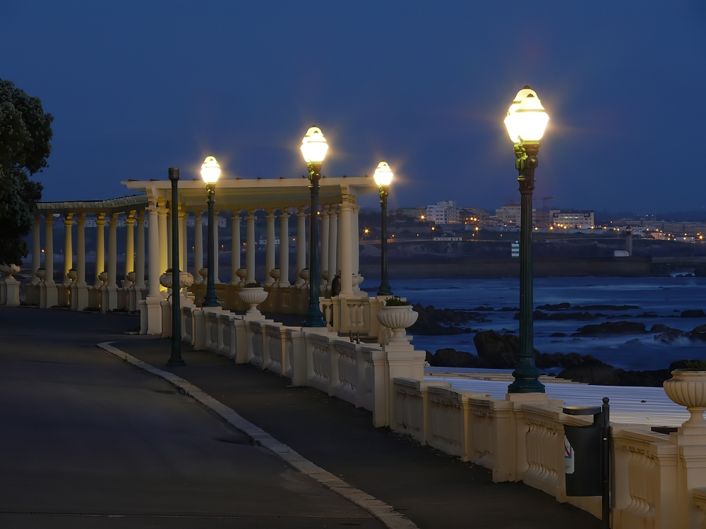 Der Praia de  Molhe bei Nacht