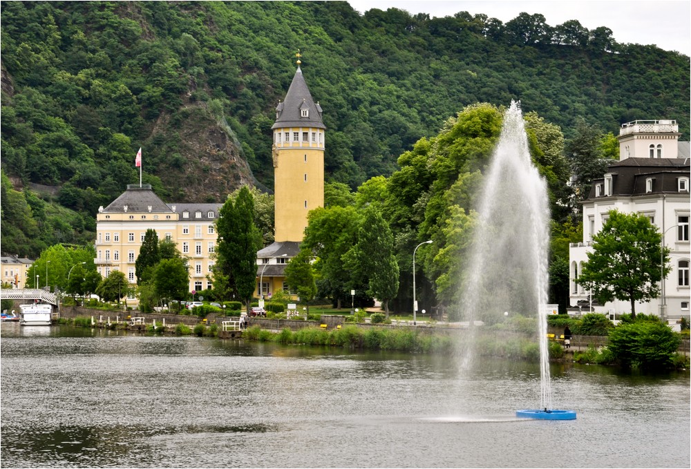 Der Quellenturm ...