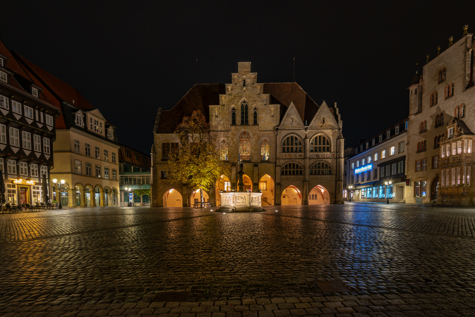 Der Rathausplatz von Hildesheim