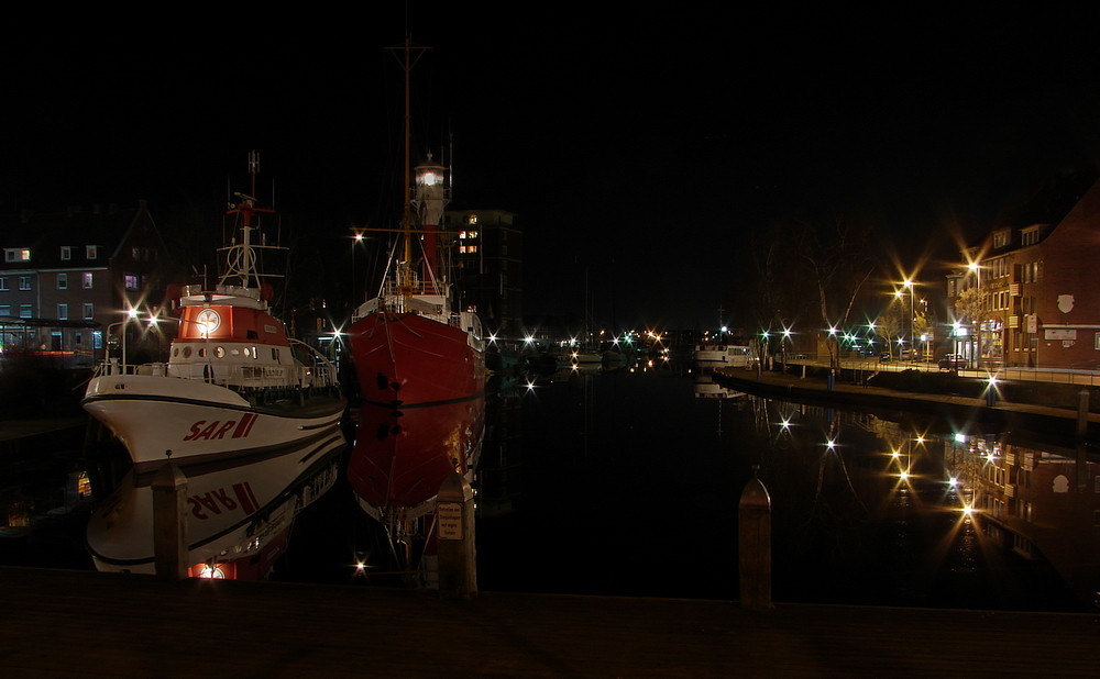 Der Ratsdelft von Emden bei Nacht