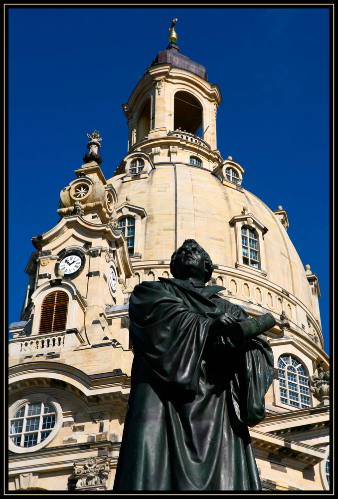 Der Reformator vor der Frauenkirche