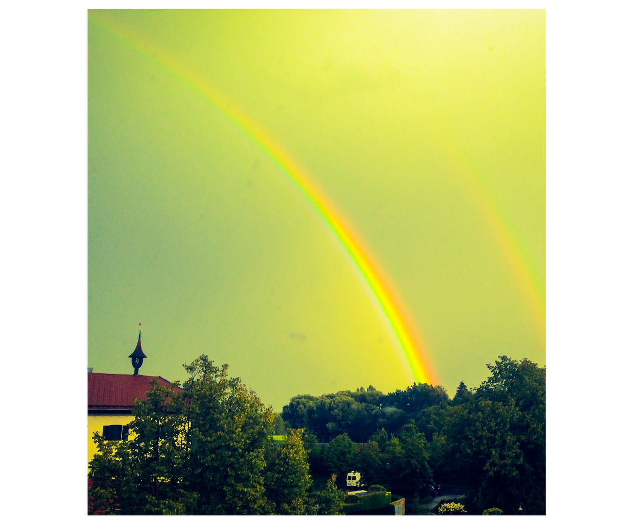 Der Regenbogen (Steht unter vielem Anderen auch für die Hoffnung auf einen Neuanfang)