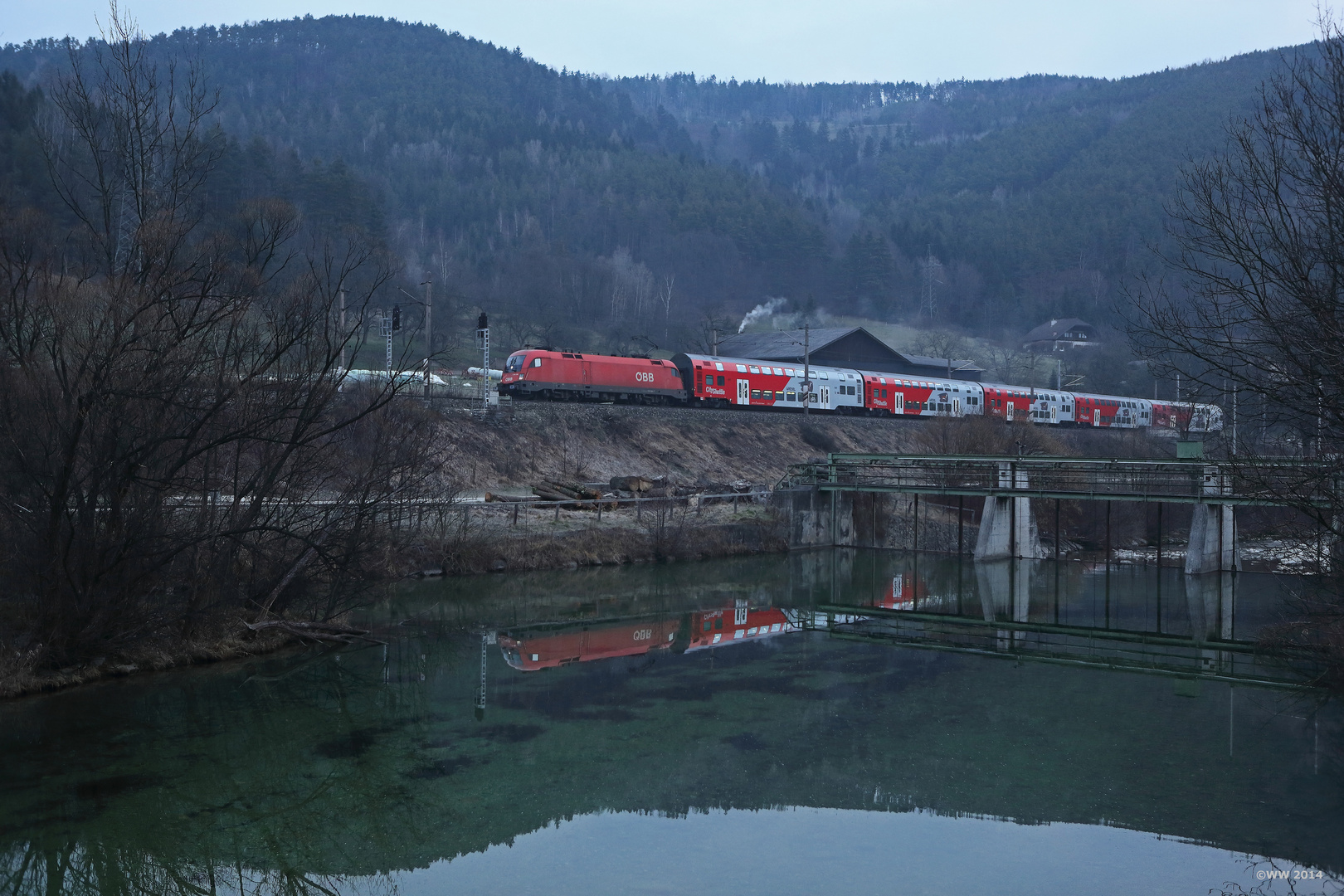 Der Regionalzug nach Payerbach/...