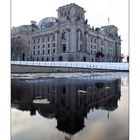 der Reichstag in der Spree