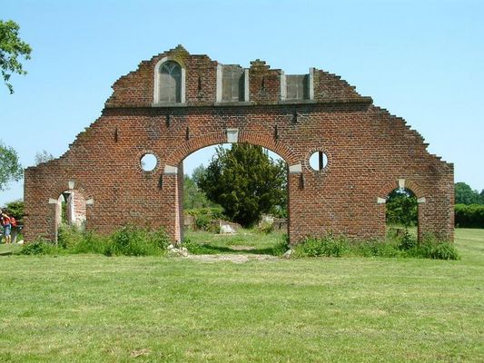 Der Rest eines Bauernhofes