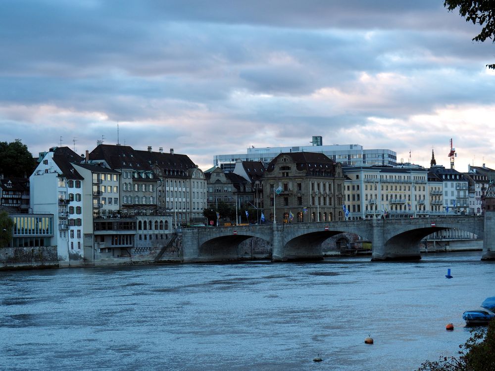 Der Rhein am späten Nachmittag