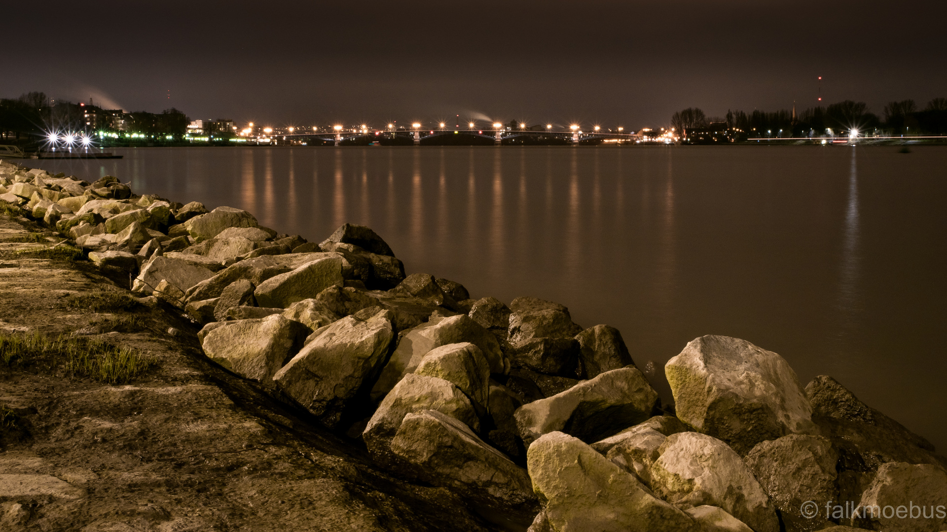 Der Rhein bei Mainz