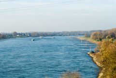 Der Rhein bei Monheim am Rhein