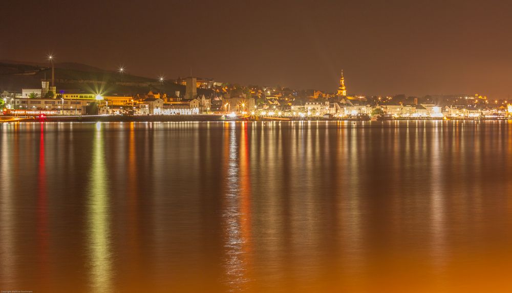 Der Rhein bei Nacht