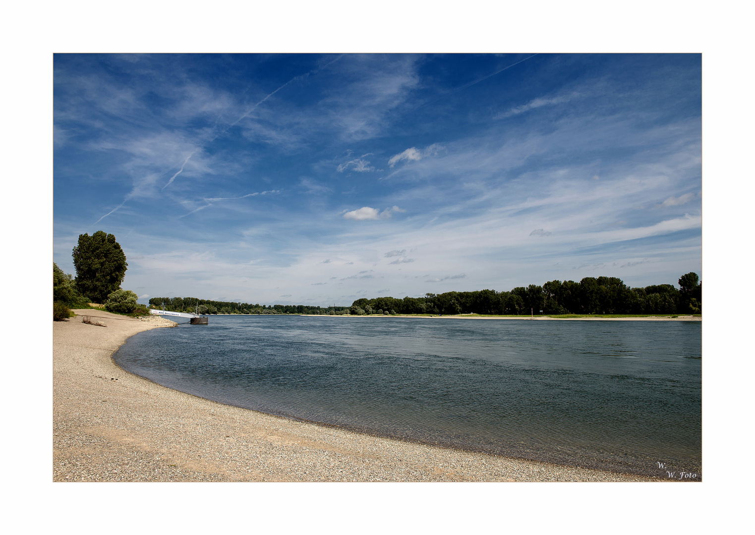 Der Rhein bei Zons