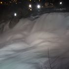 Der Rheinfall bei Nacht