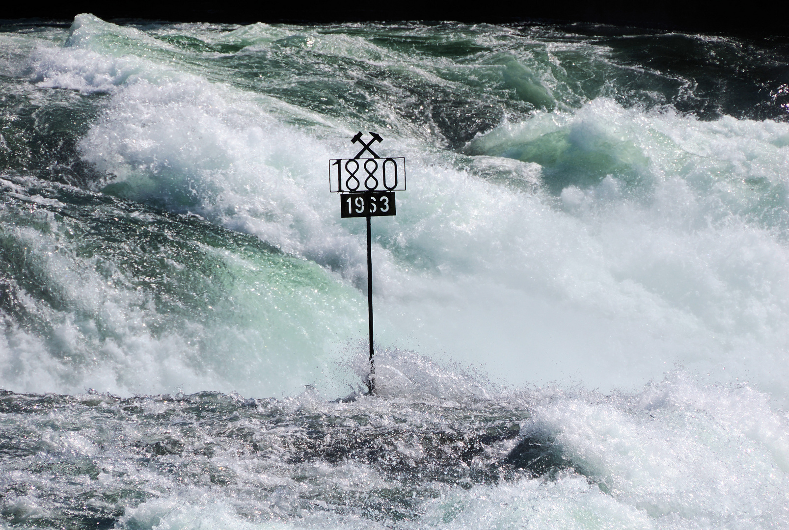 Der Rheinfall mit Zahl …