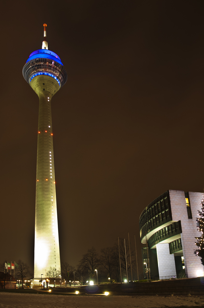 Der Rheinturm Düsseldorf